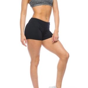 IAB Booty Short Black